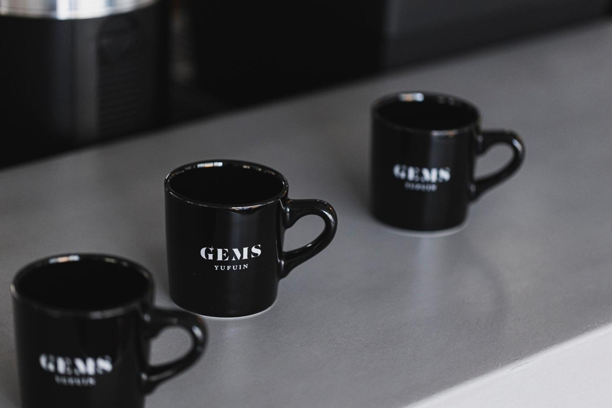 Gems Yufuin Hotel And Spa Cafe Bar Pokoj fotografie